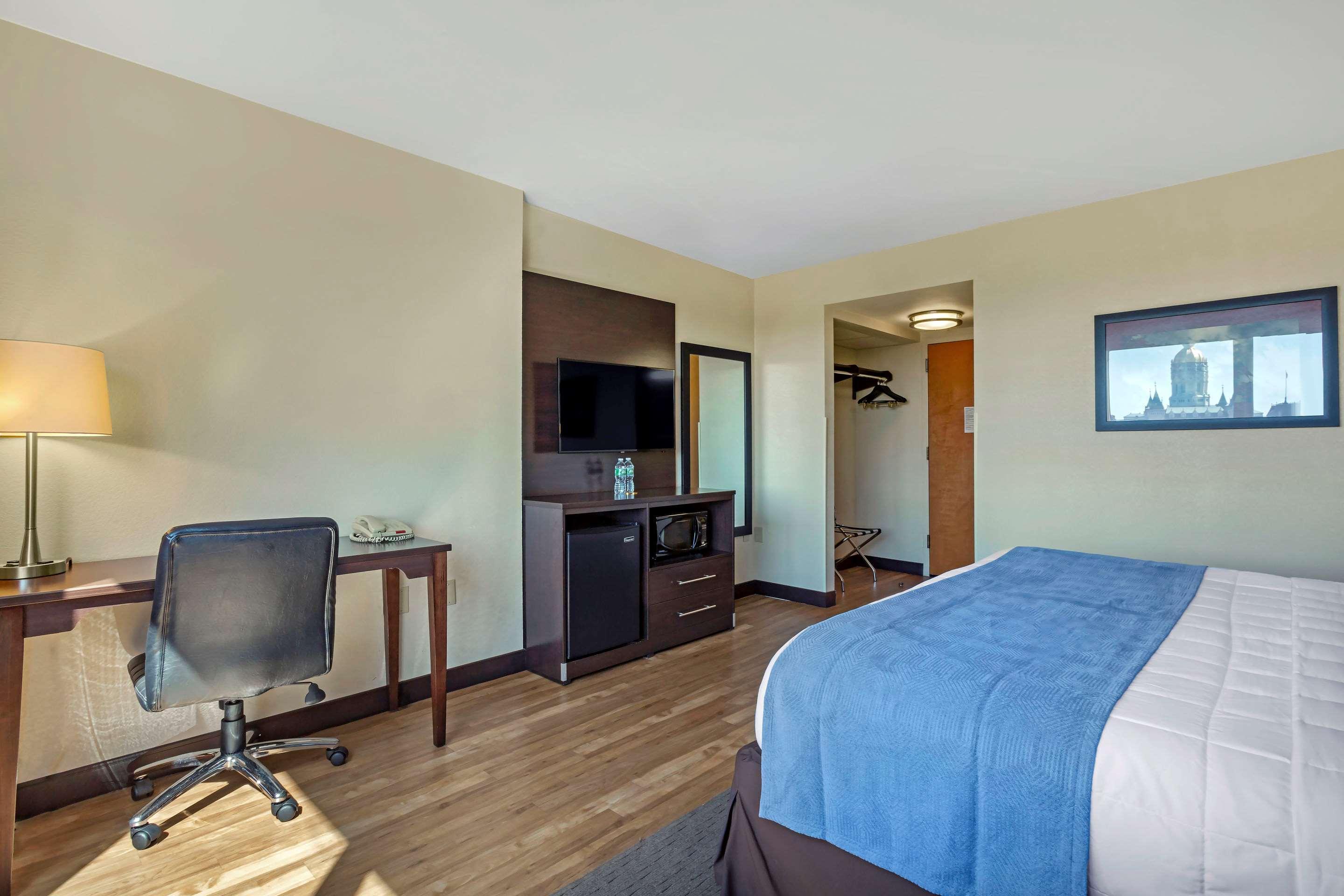 Hotel The Capitol Hotel, Ascend Collection 3*
